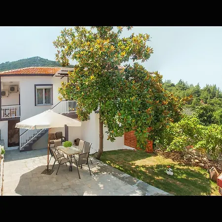 Evmorfias House Holiday home *